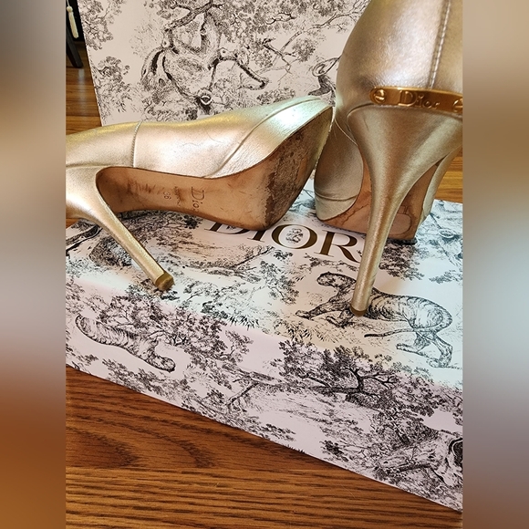 Christian dior shoes size 6 - Picture 3 of 3